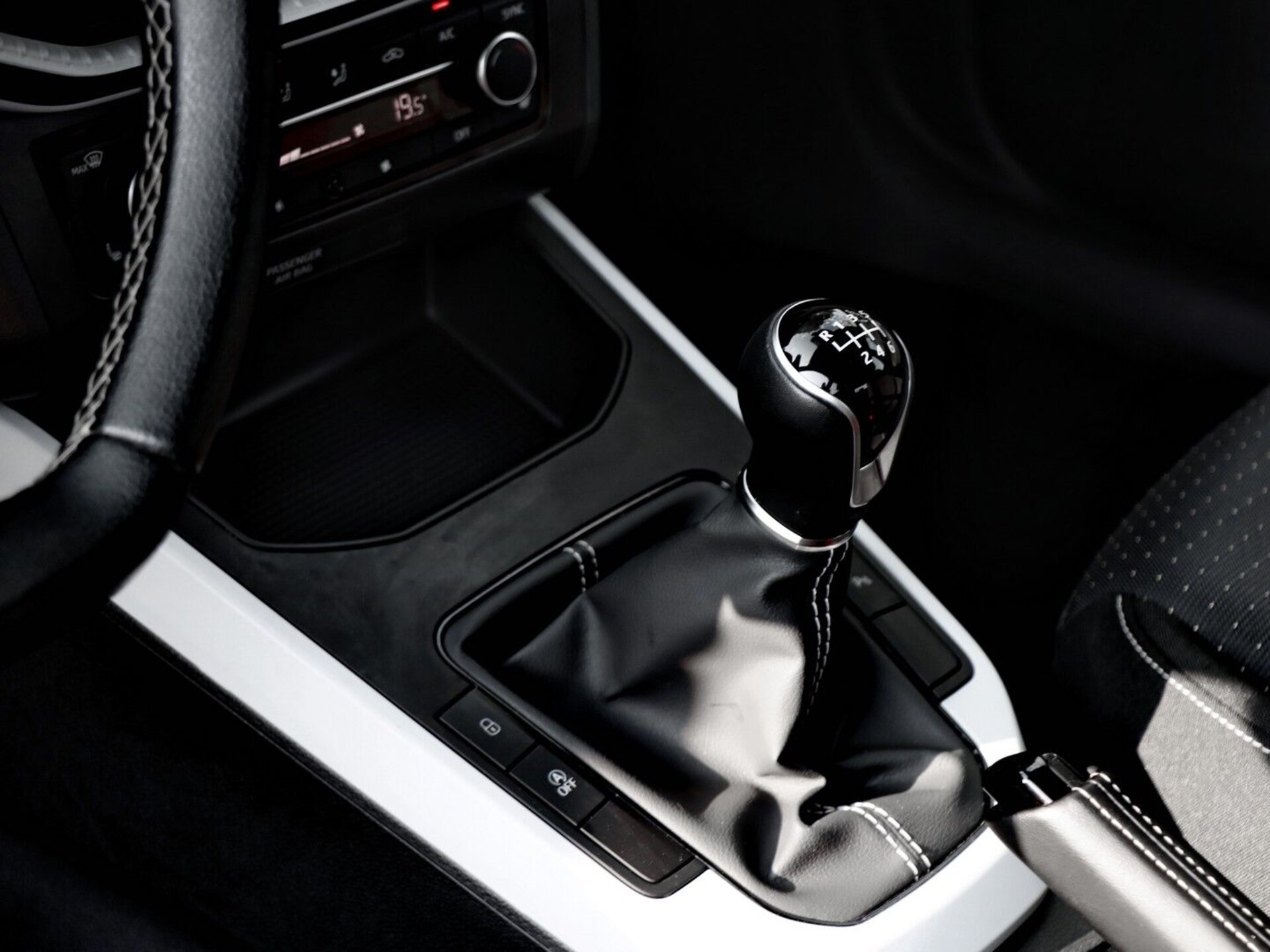 SEAT Arona Style
