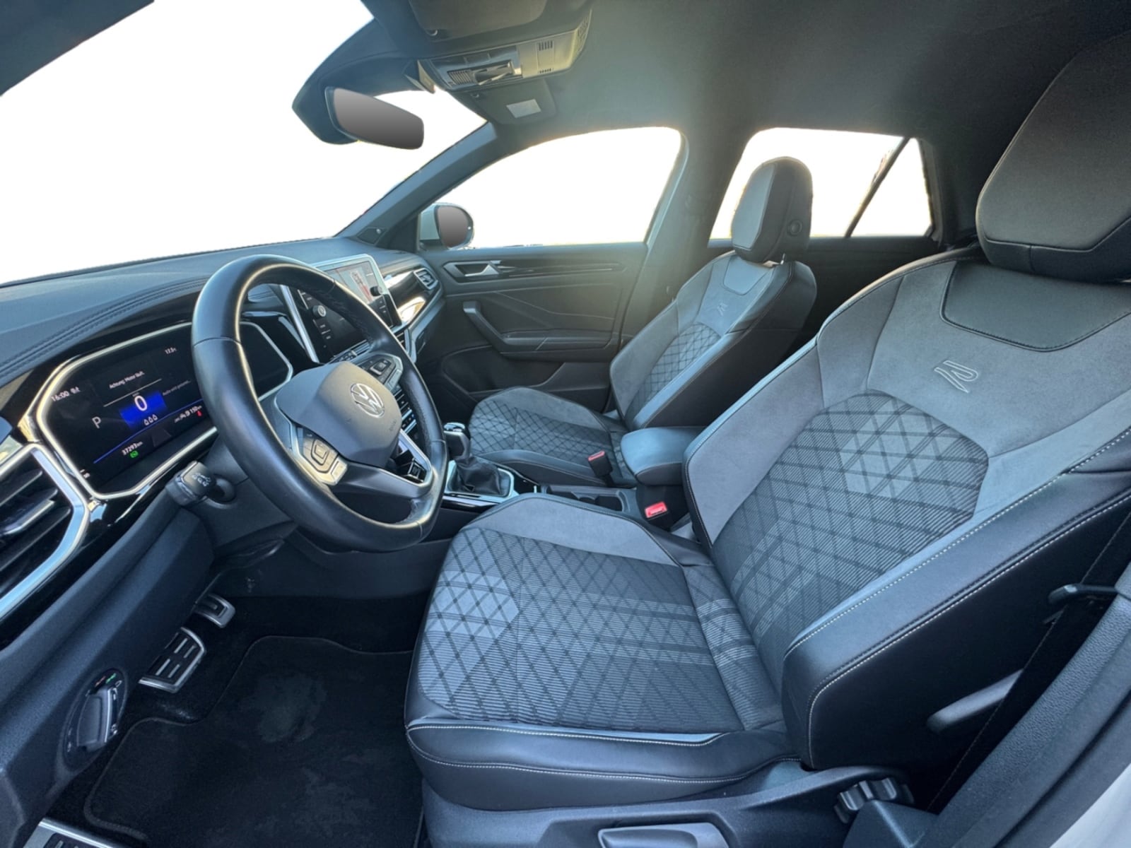 Volkswagen T-Roc – Bild 9