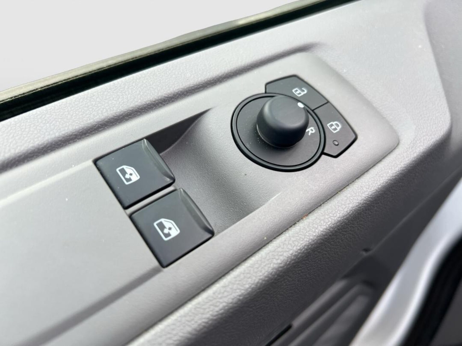 Volkswagen Transporter Kasten langer Radstand