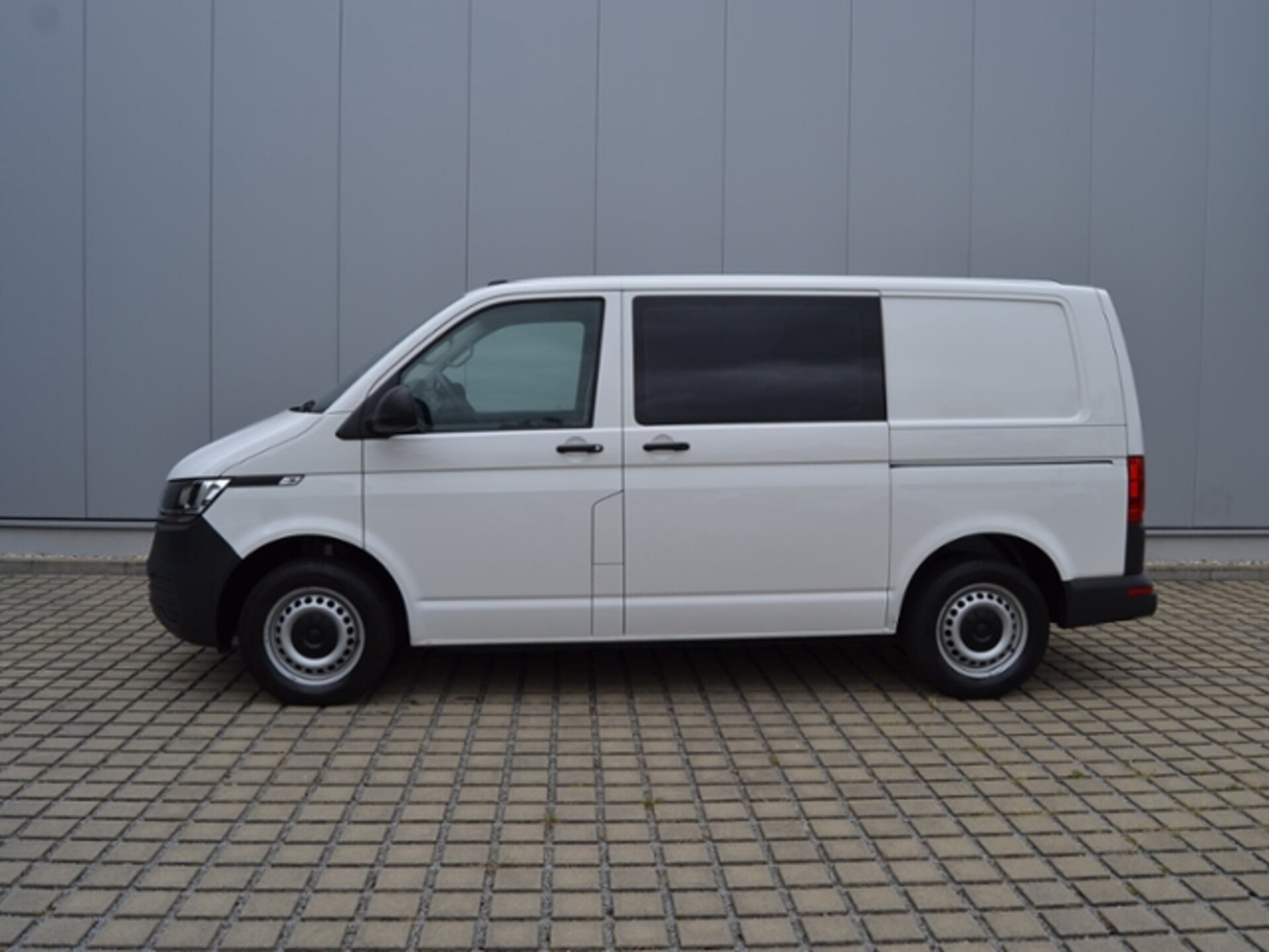 Volkswagen T6.1 Transporter Kombi kurzer Radstand