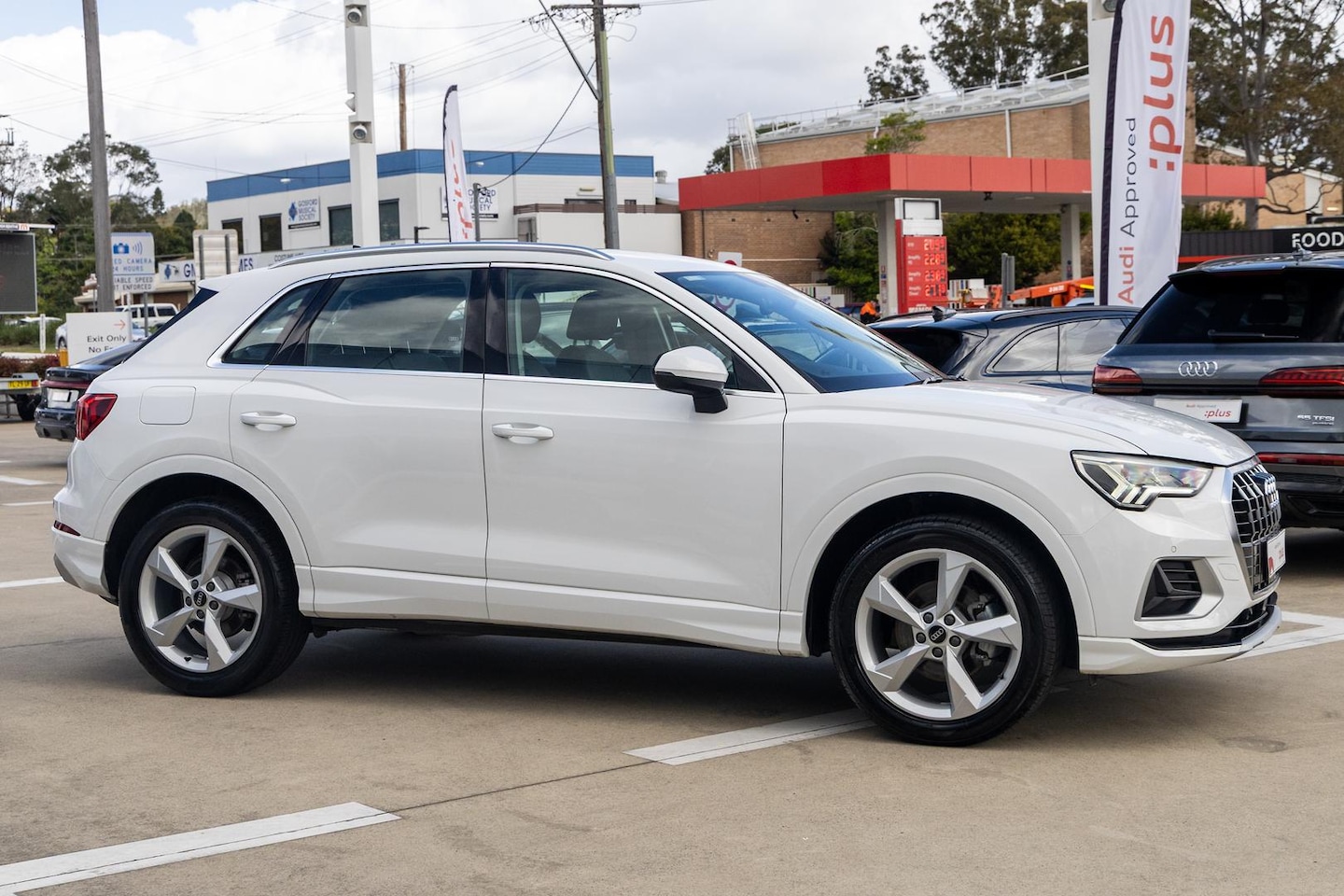Image about Audi Q3 35 TFSI S tronic