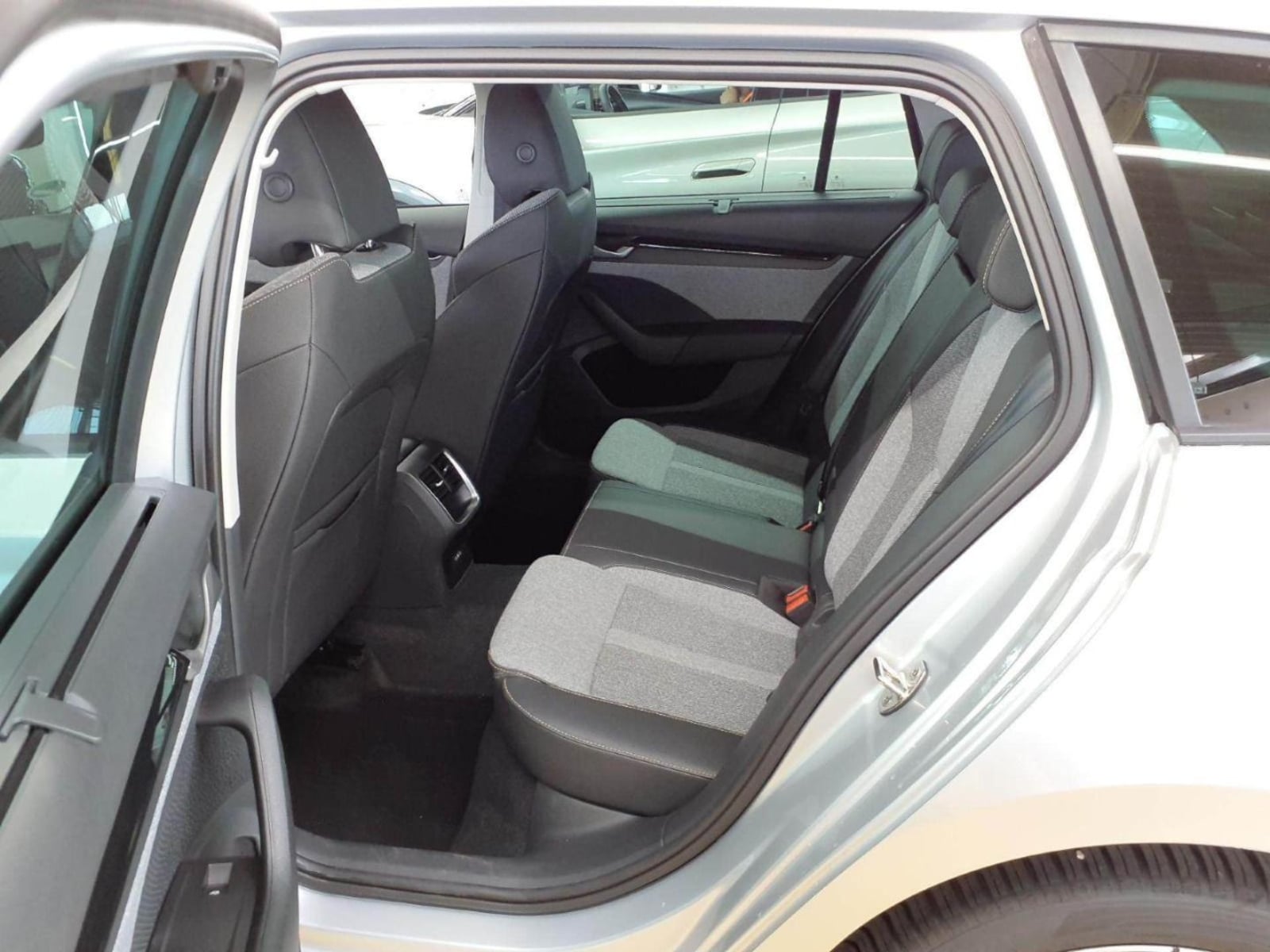 Škoda Octavia Combi – Bild 5