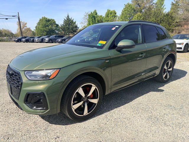 2024 Audi Q5 45 Premium Plus's photo