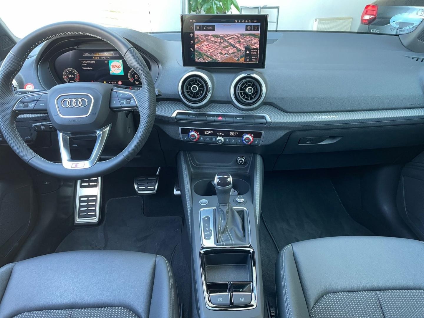 Bild über Audi Q2 S line 40 TFSI quattro S tronic - für weitere Informationen kontaktieren Sie den Audi Partner