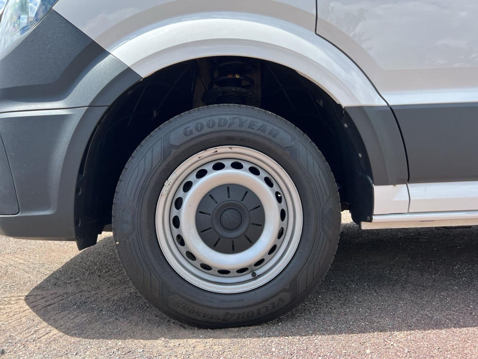 Volkswagen Crafter Kasten mittlerer Radstand