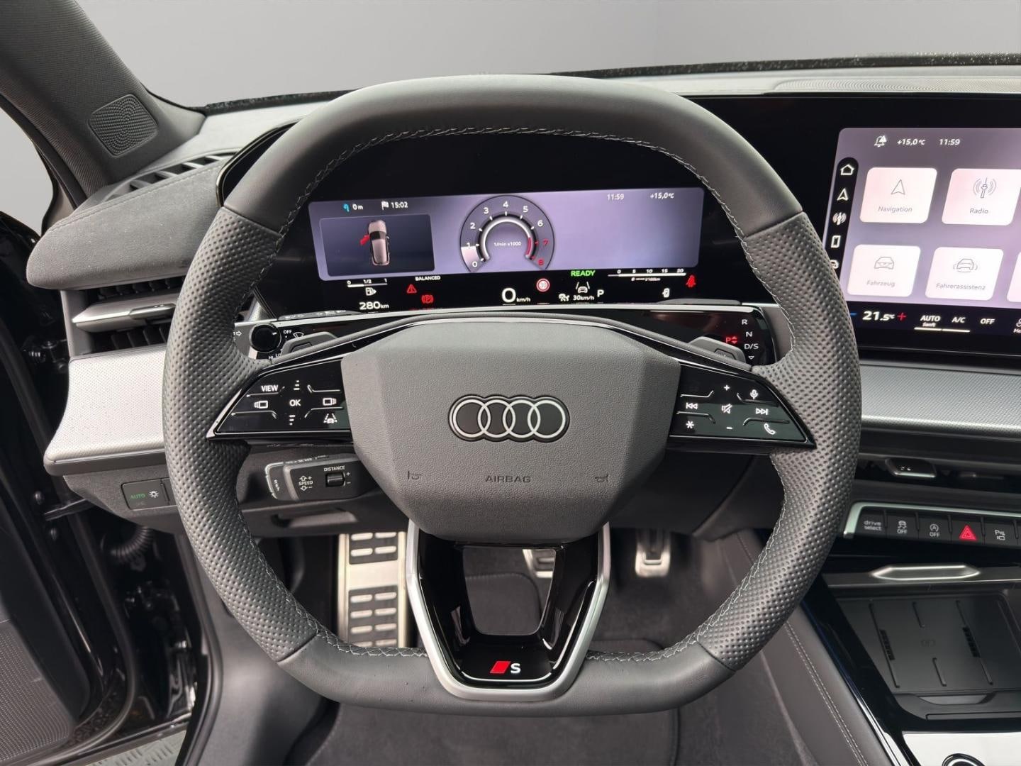 Bild über Audi Q3 SUV TFSI 110 kW S tronic - für weitere Informationen kontaktieren Sie den Audi Partner