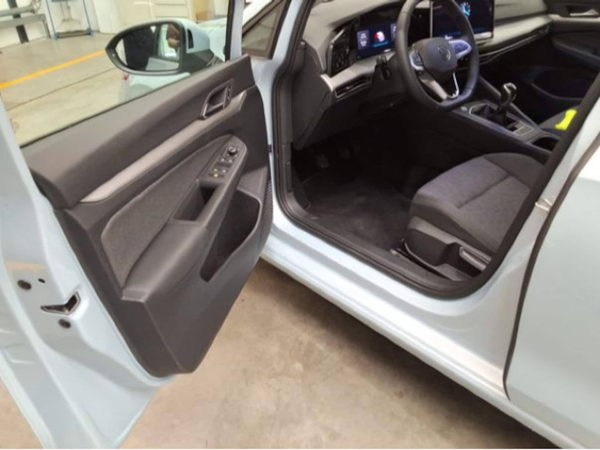 Volkswagen Golf Life
