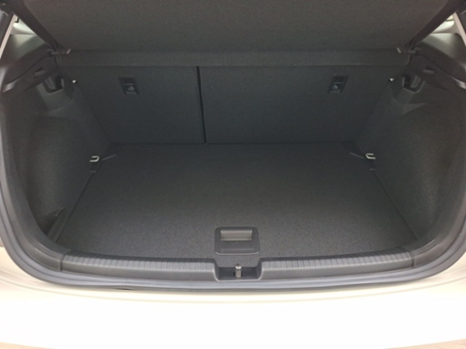 Volkswagen Polo – Bild 8