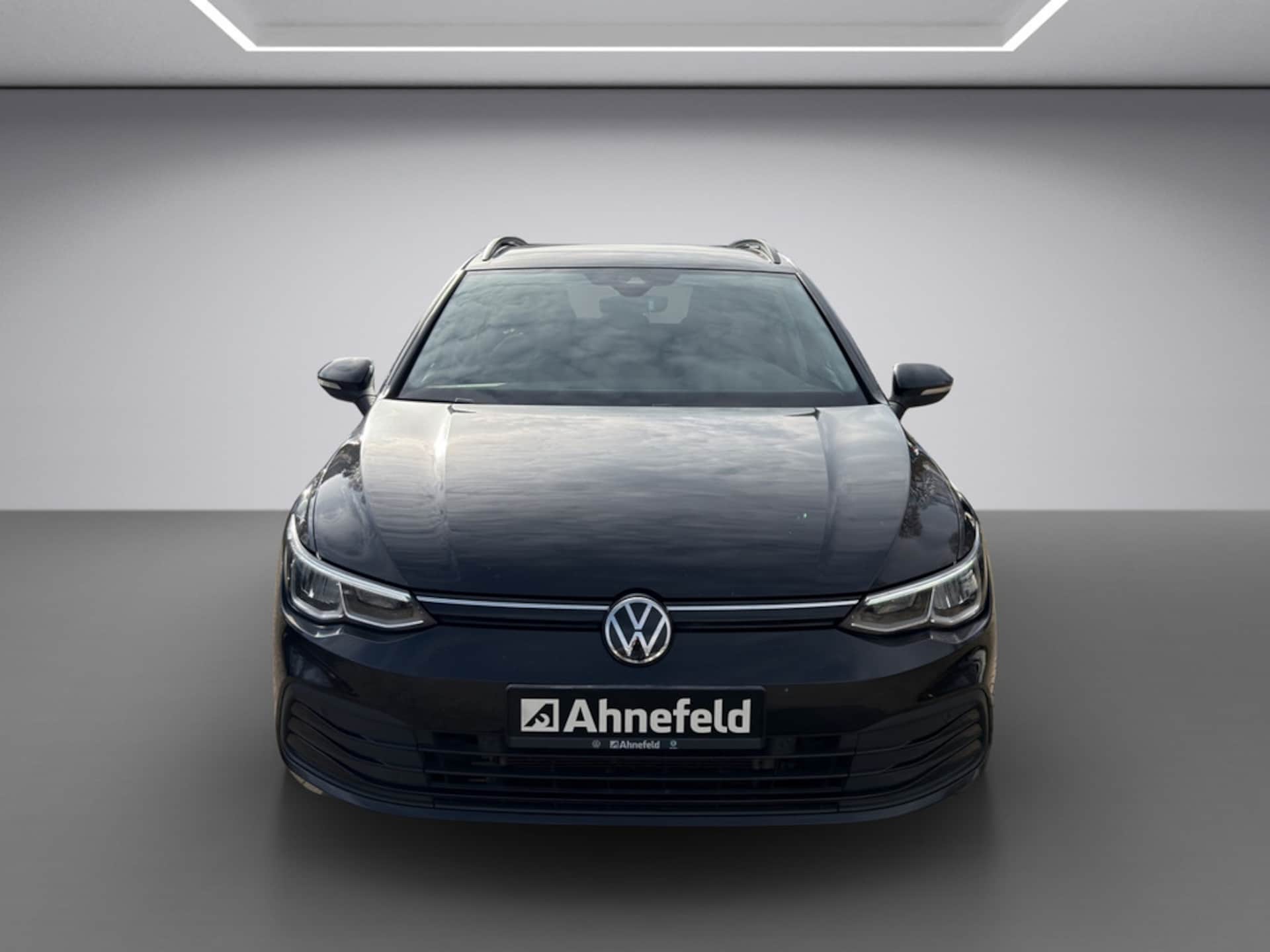 Volkswagen Golf Variant Life