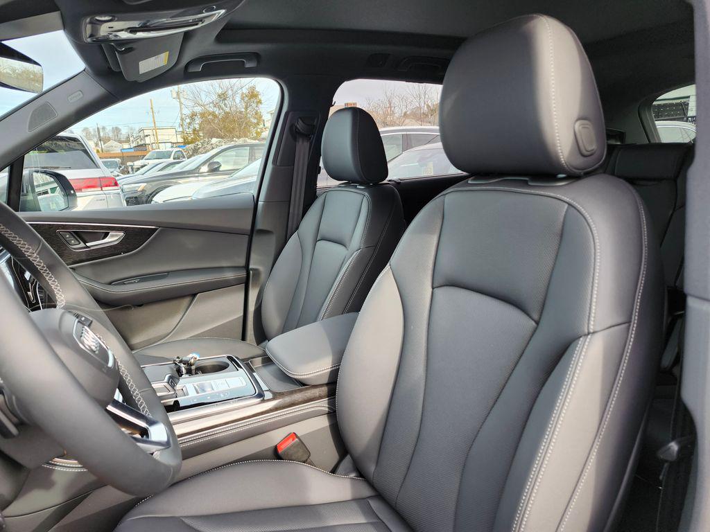 2026 Audi Q7 Premium Plus - Photo 13