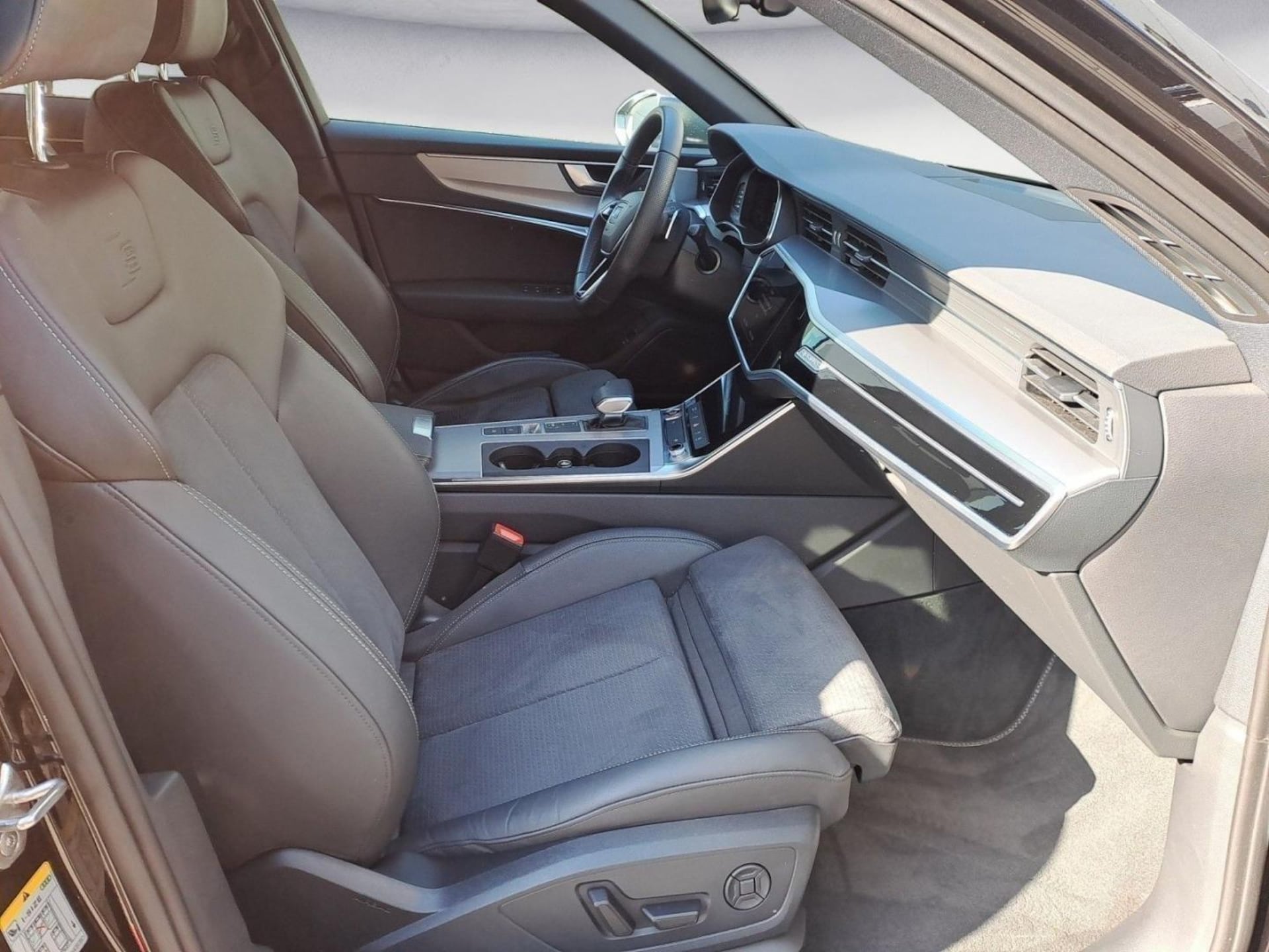Audi S6 Avant