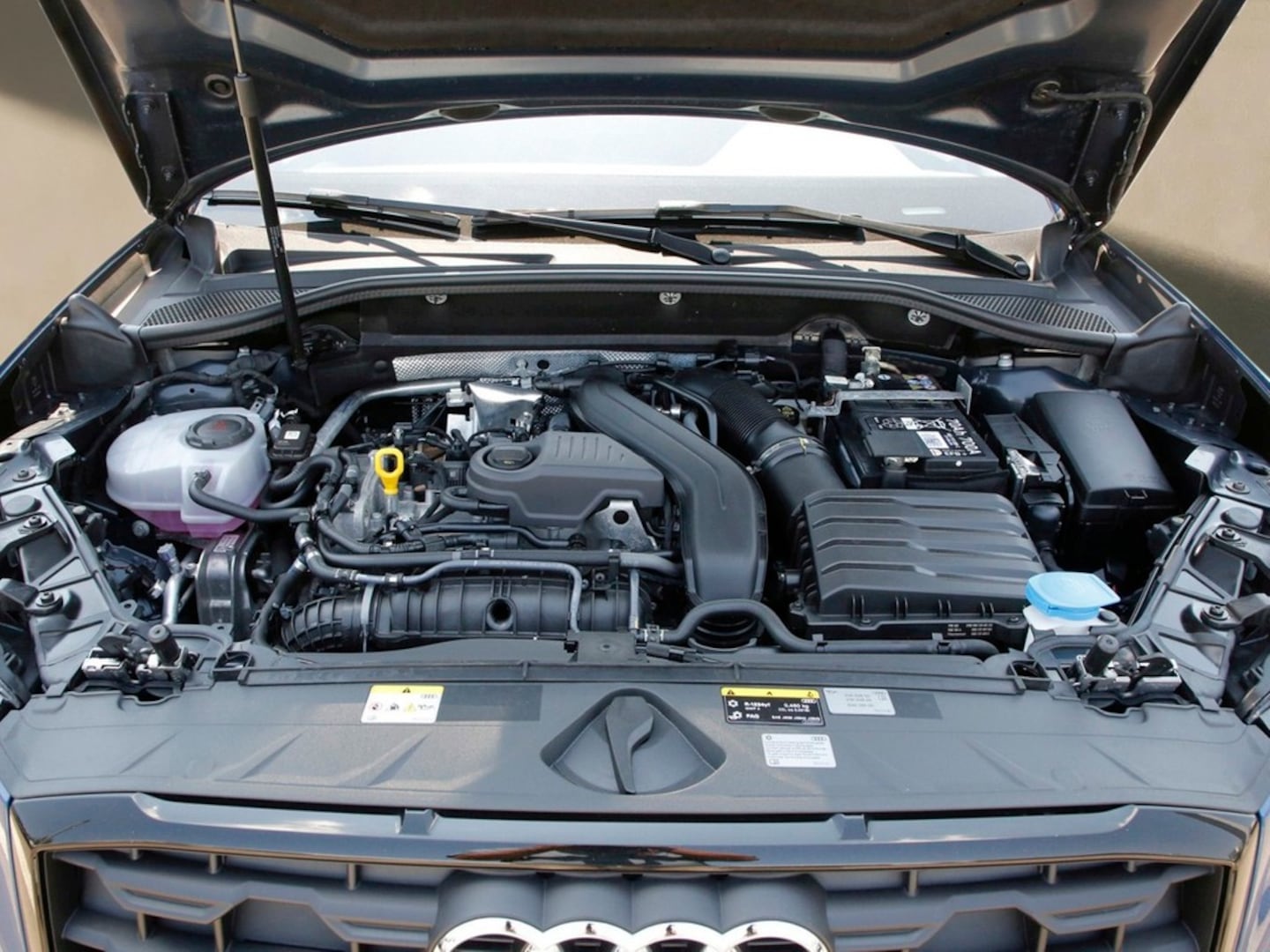 Bild über Audi Q2 S line 35 TFSI S tronic - für weitere Informationen kontaktieren Sie den Audi Partner