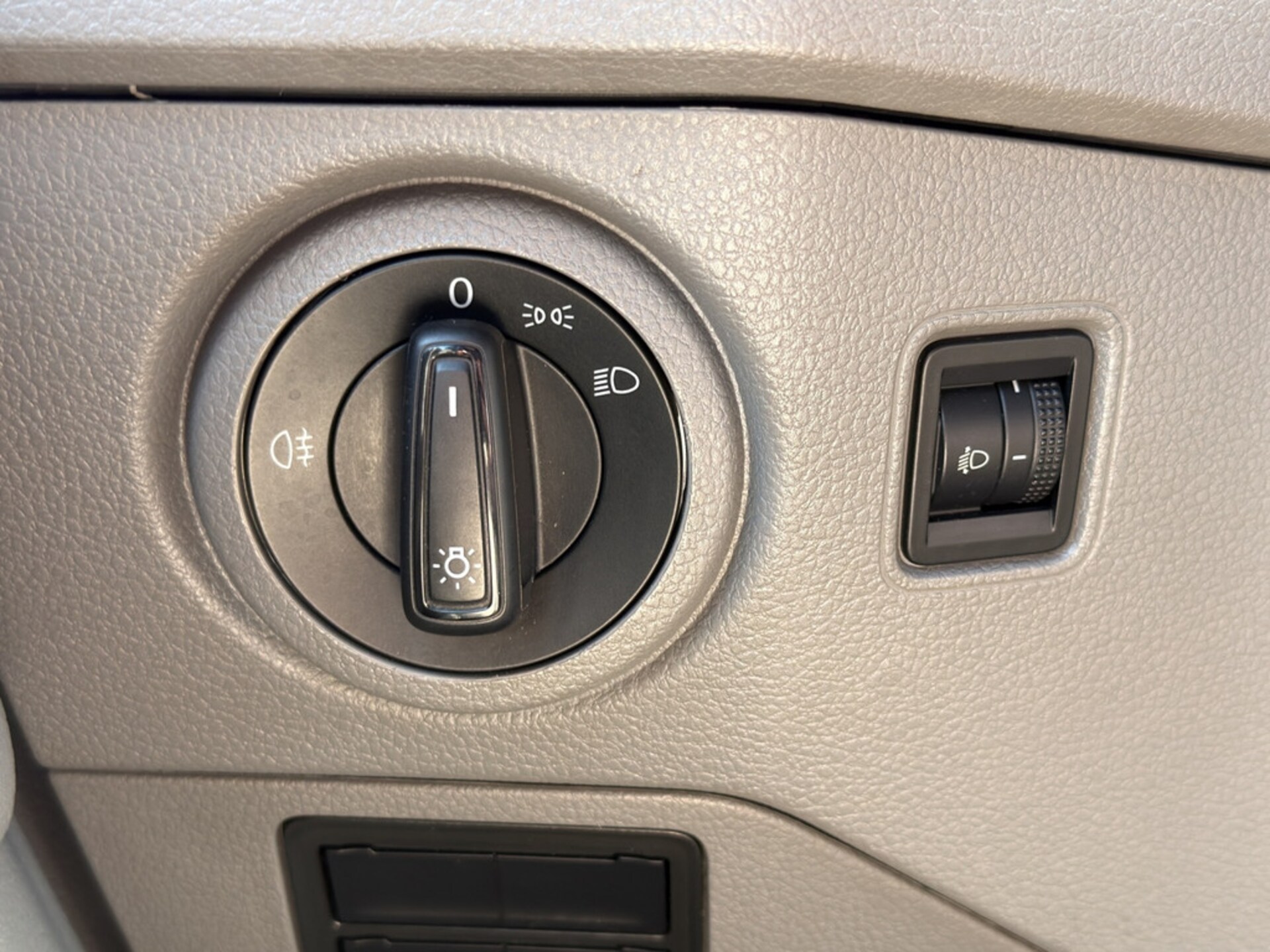 Volkswagen Crafter Kasten langer Radstand