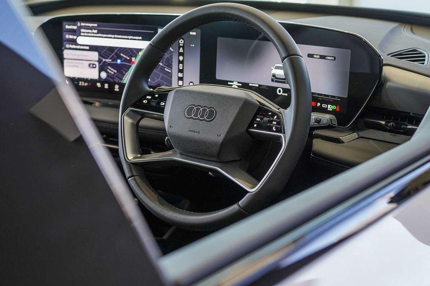 Image about Audi Q6 SUV e-tron e-tron