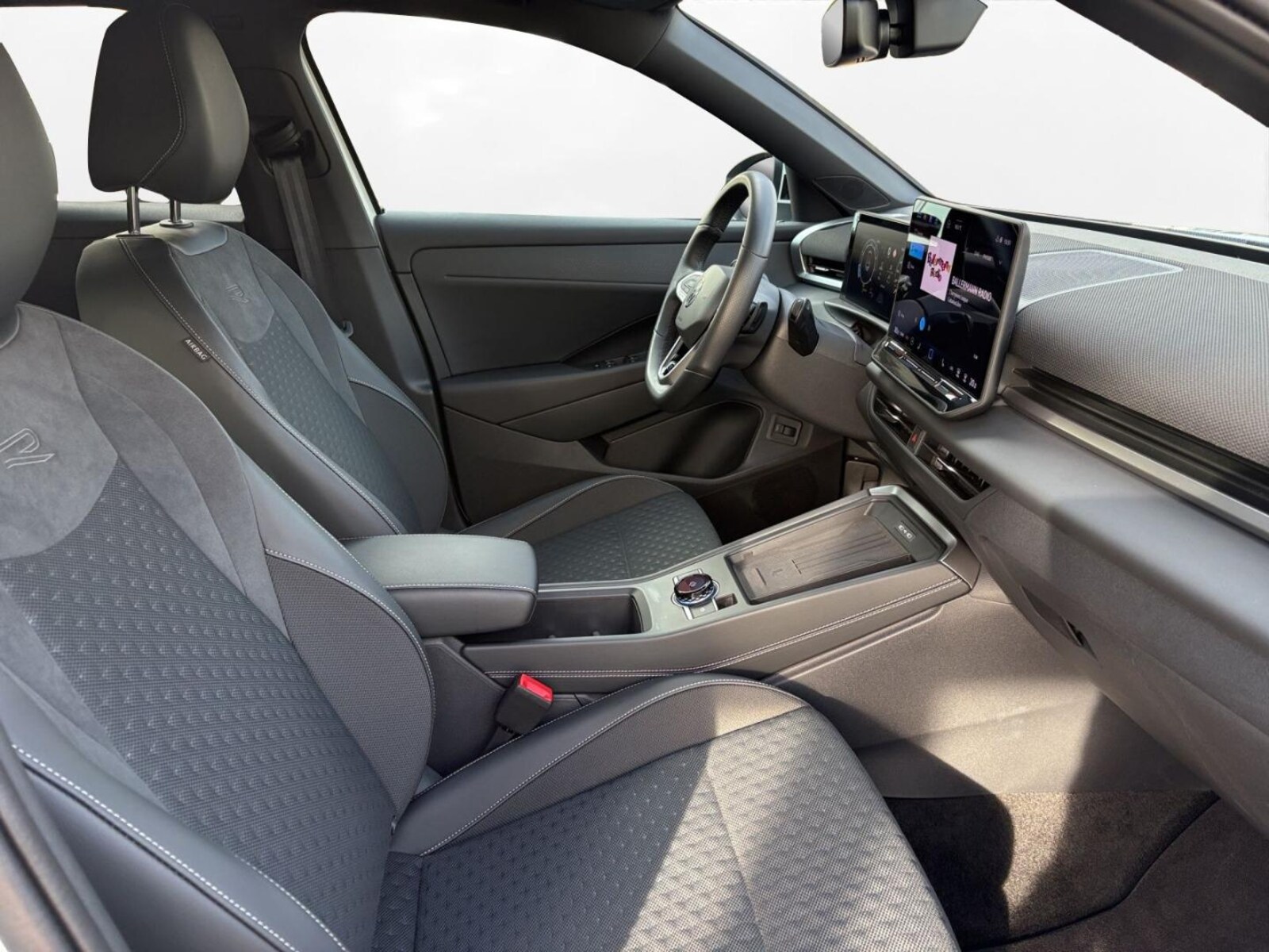 Volkswagen T-Roc – Bild 12