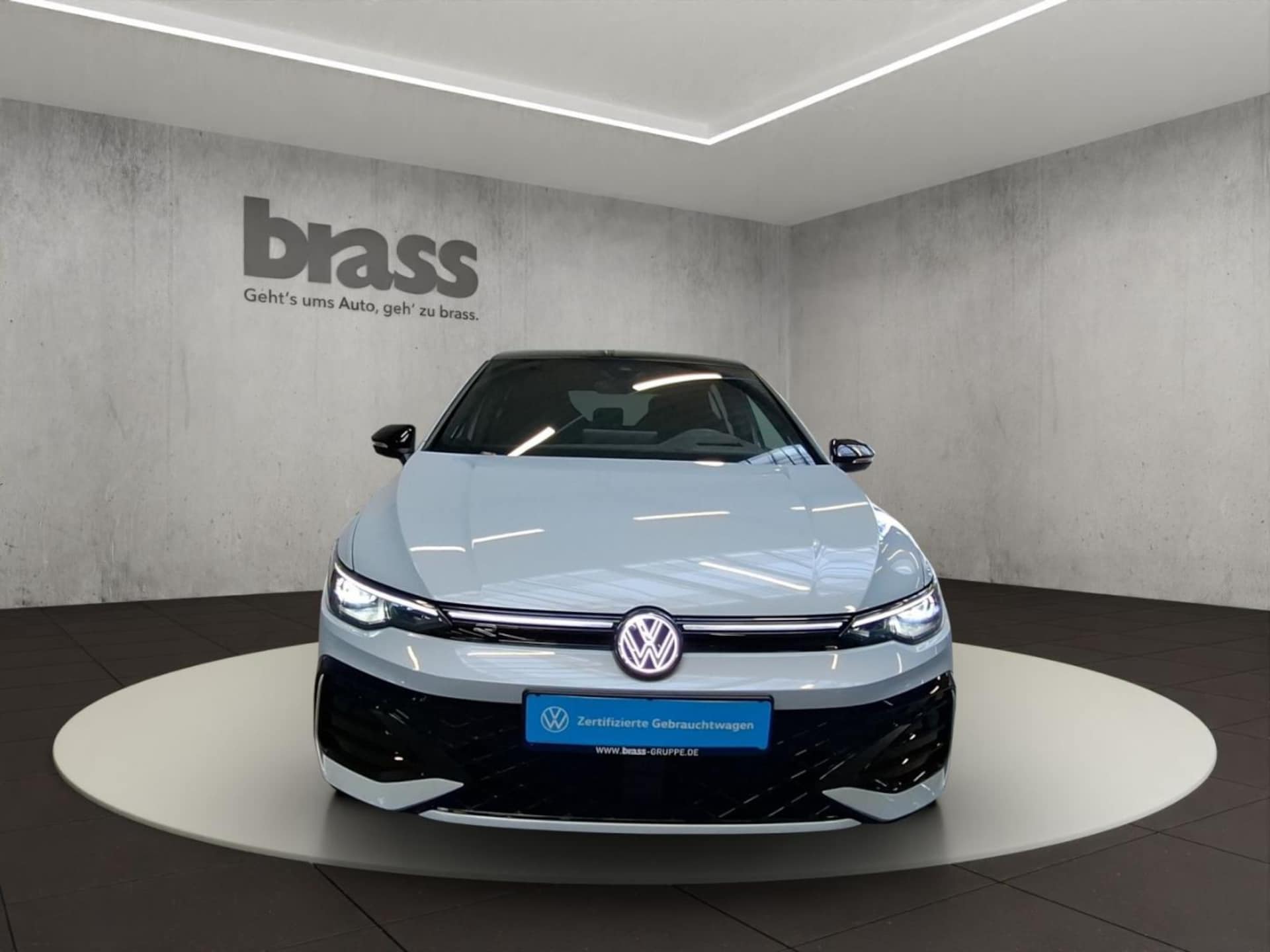 Volkswagen Golf R-Line