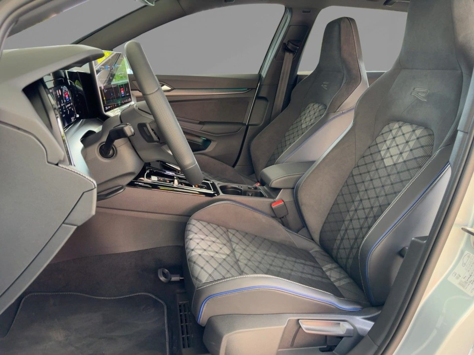 Volkswagen Golf Variant R-Line