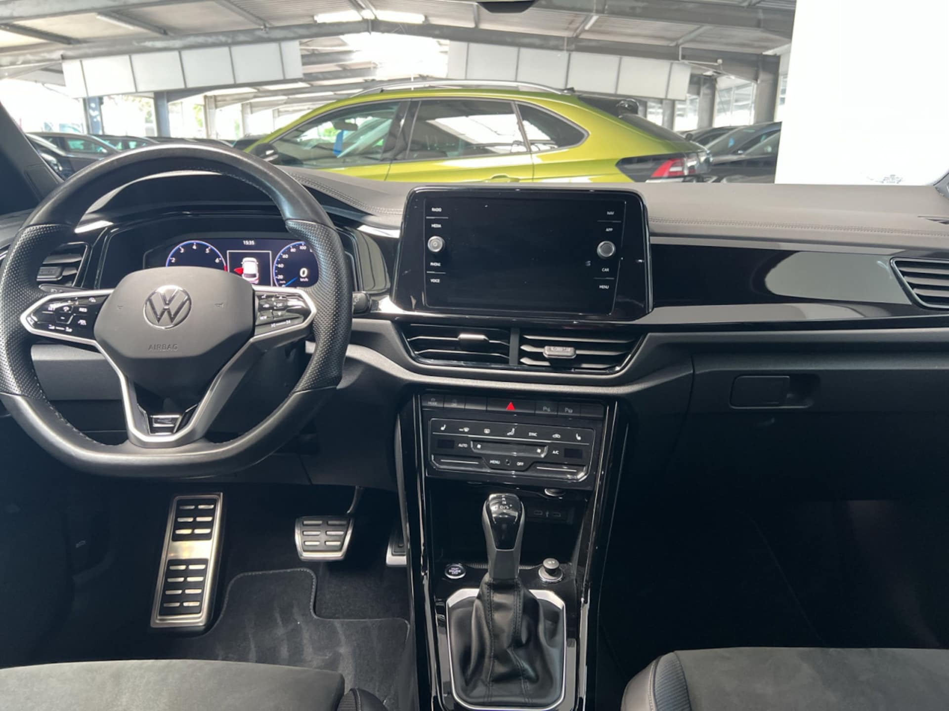 Volkswagen T-Roc R-Line