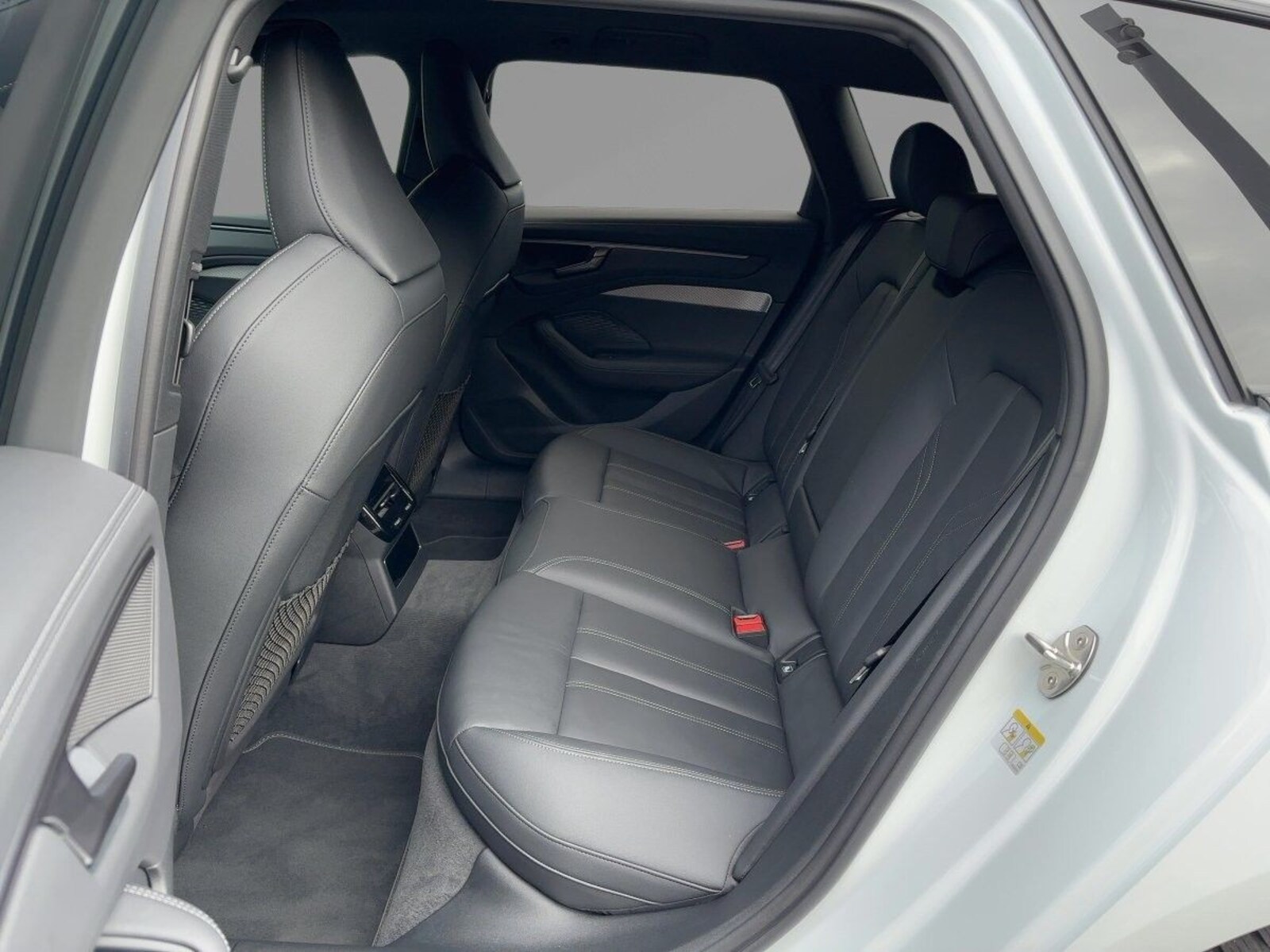 Audi A6 Avant – Bild 8