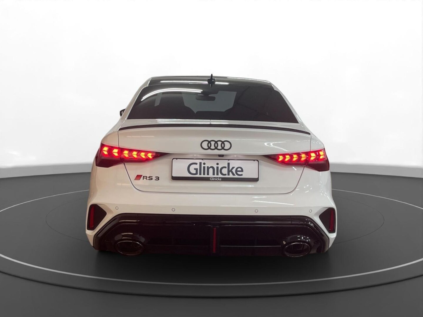 Audi RS 3 Limousine – Bild 3