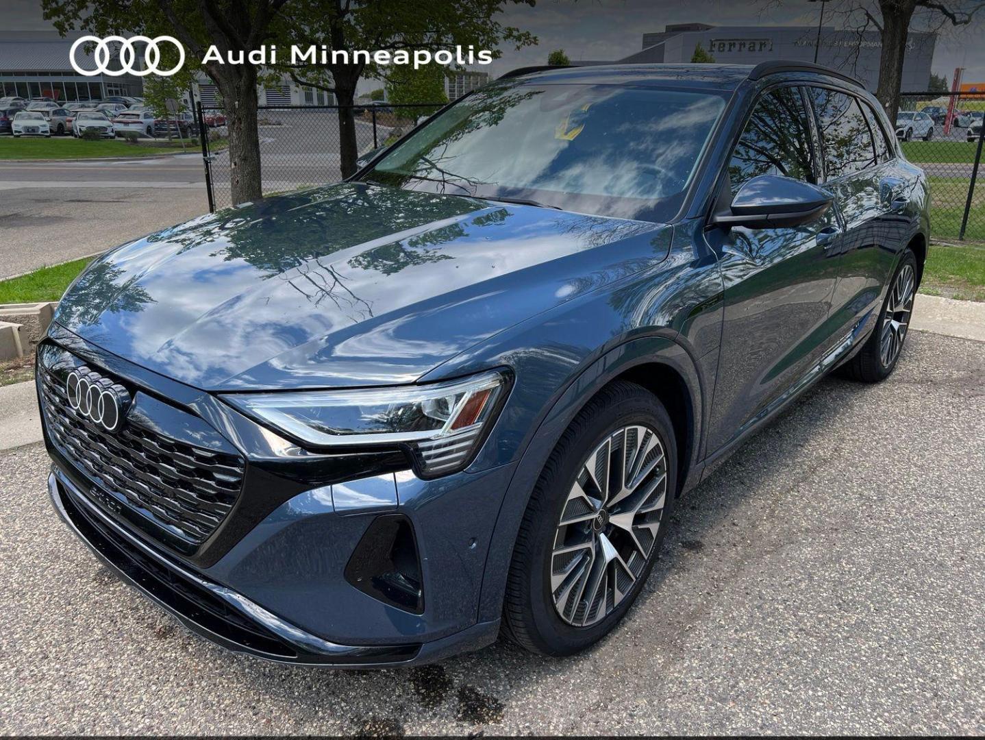2024 Audi Q8 e-tron 55 114 kWh Premium Plus quattro's photo