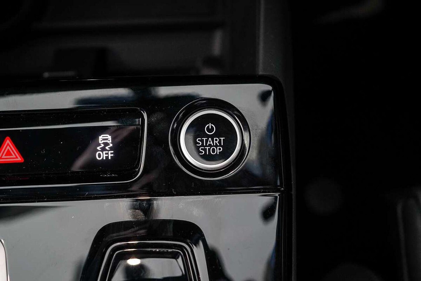 Image about Audi Q6 SUV e-tron e-tron