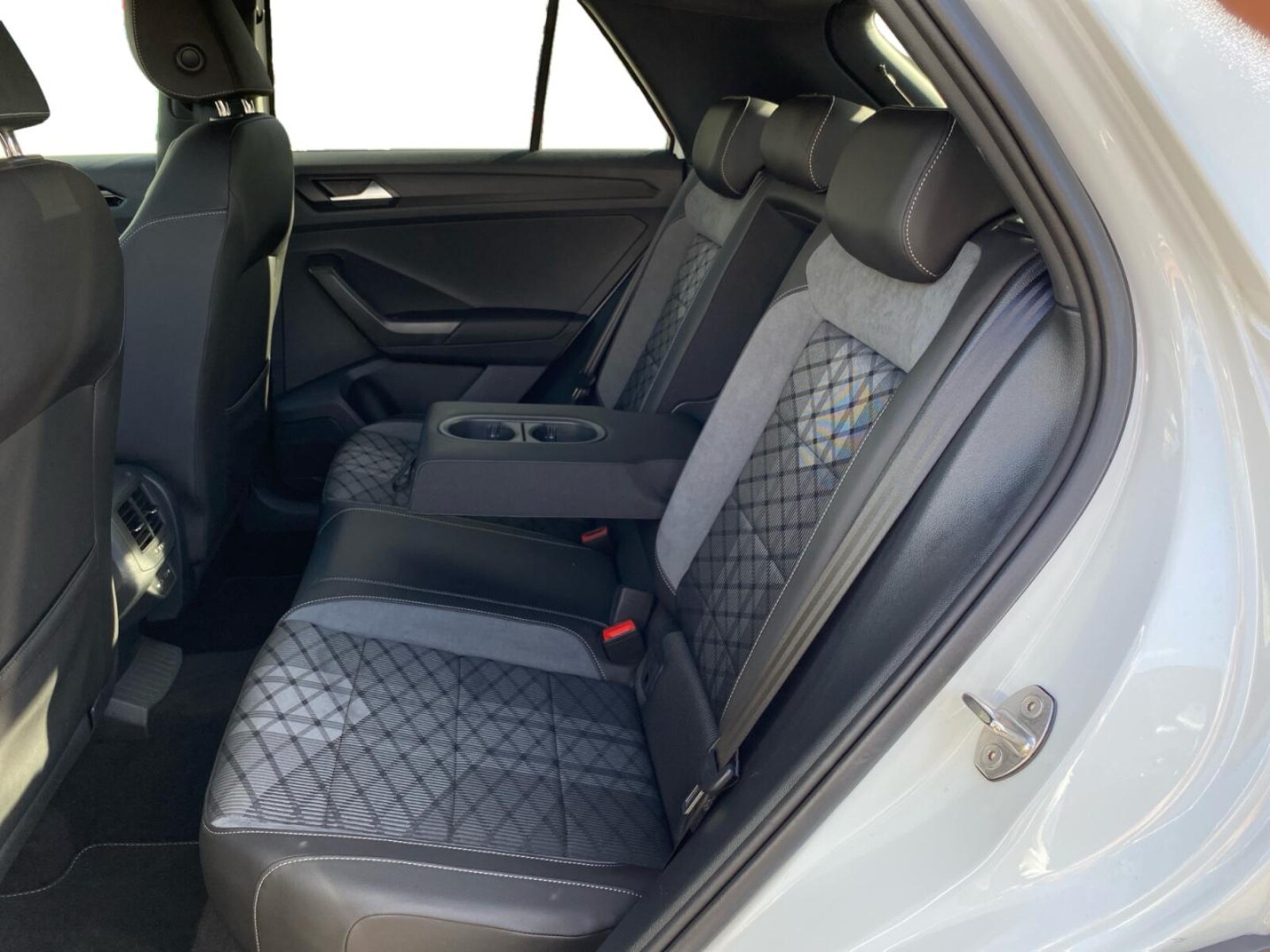 Volkswagen T-Roc – Bild 11