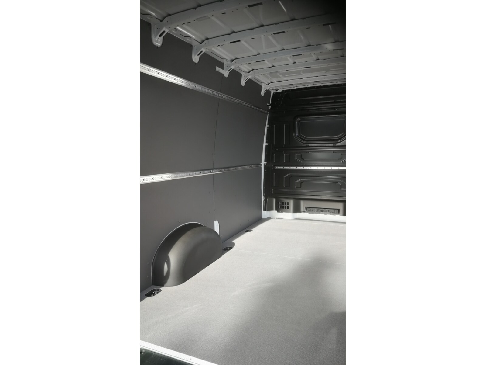 Volkswagen Crafter Kasten mittlerer Radstand – Bild 9