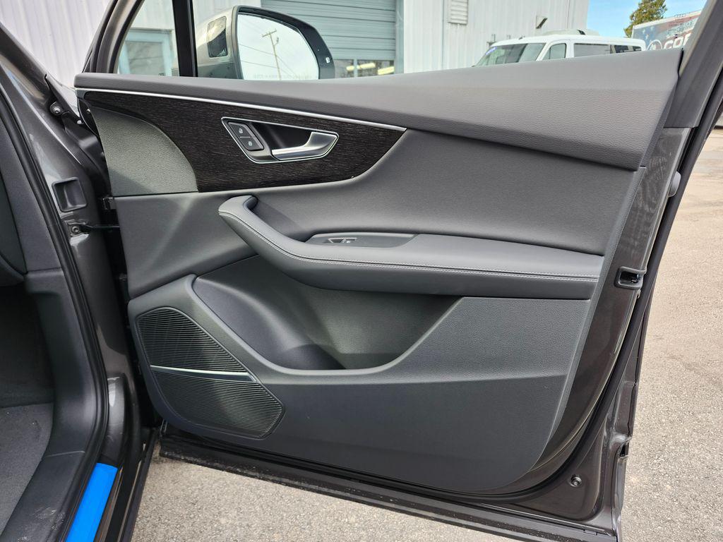 2026 Audi Q7 Premium Plus - Photo 19