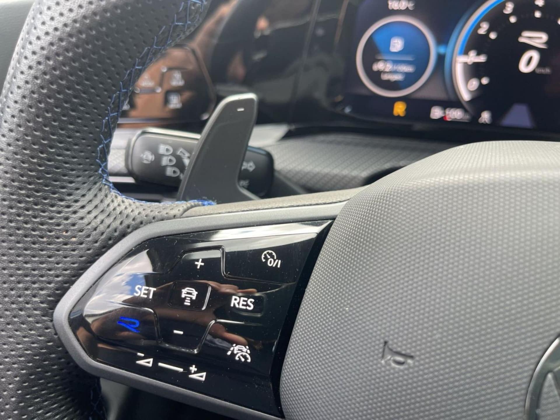 Volkswagen Golf R