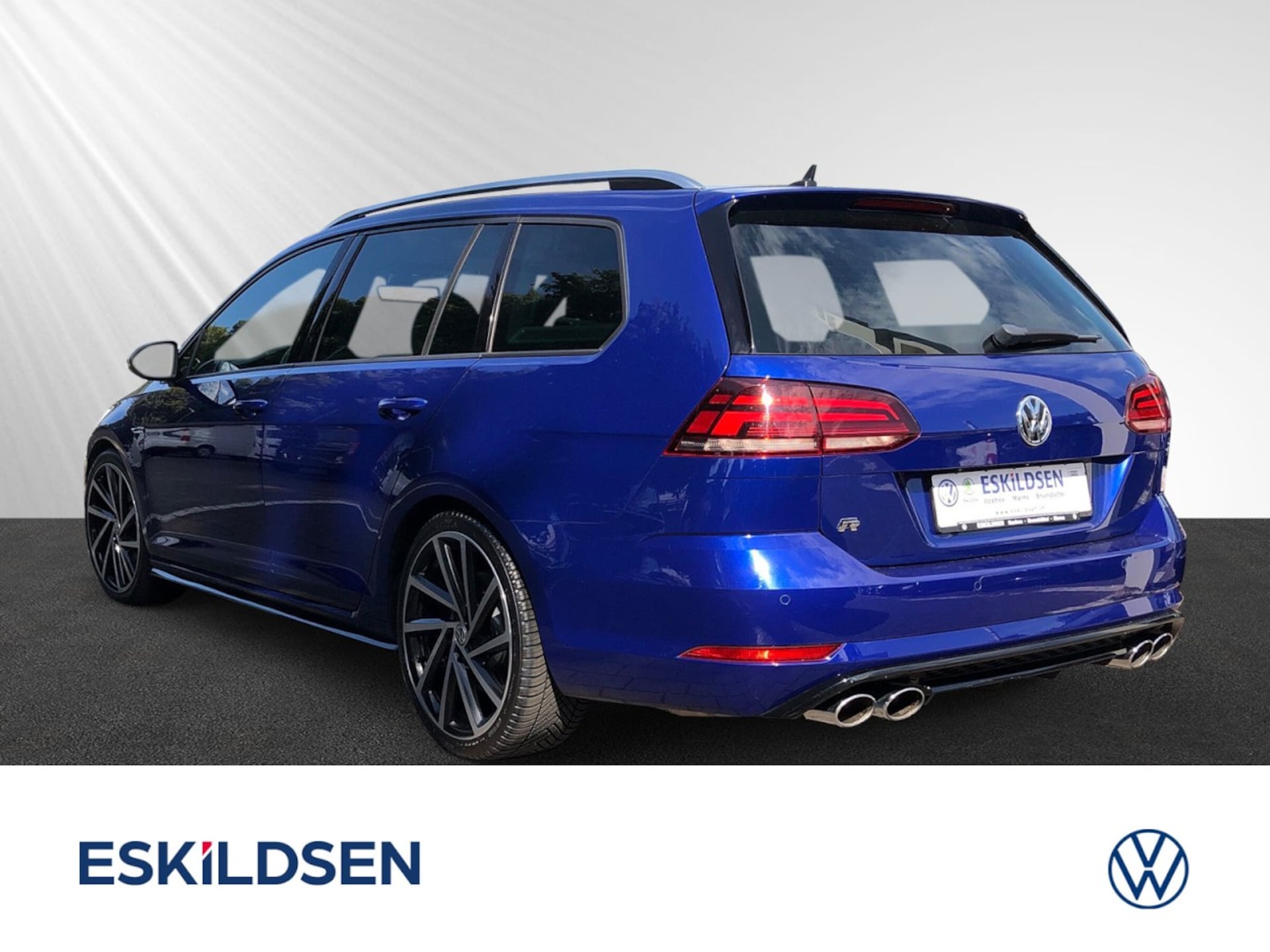 Volkswagen Golf Variant R