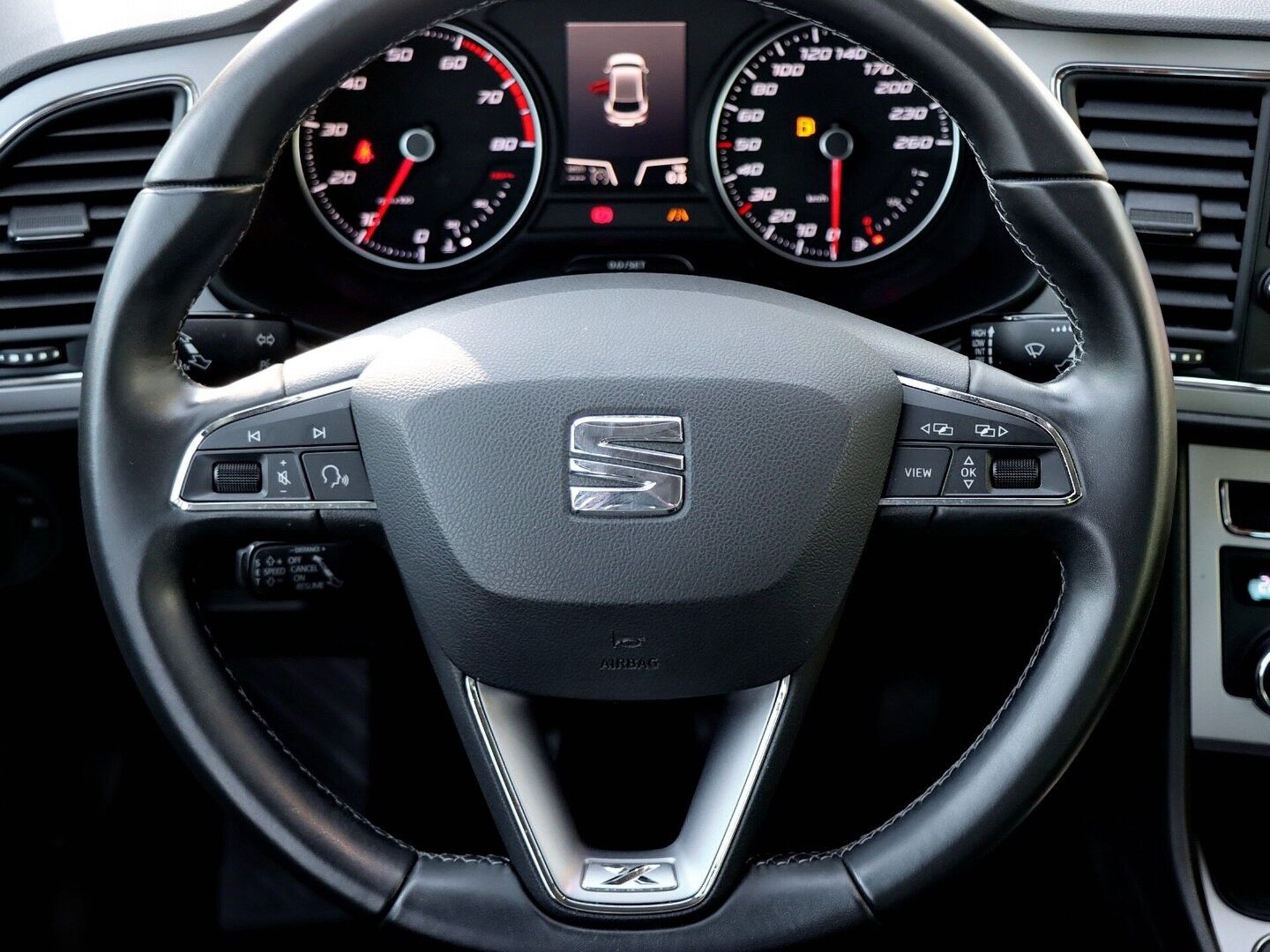 SEAT Leon XCELLENCE