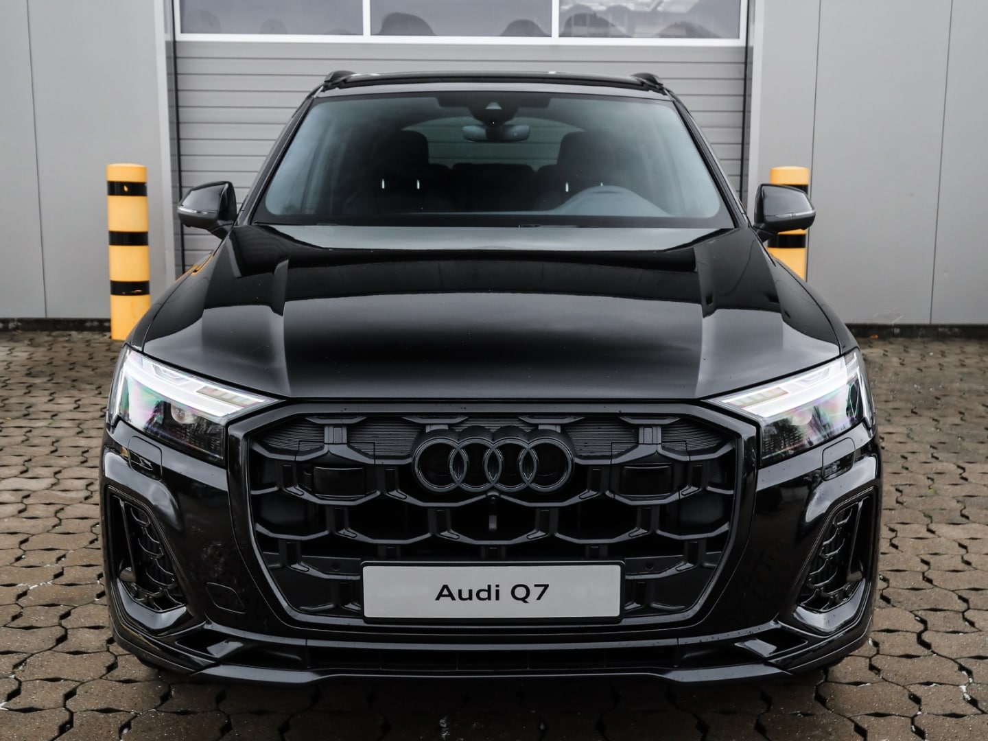 Bild über Audi Q7 SUV TFSI e S line business TFSI e quattro 290 kW tiptronic - für weitere Informationen kontaktieren Sie den Audi Partner