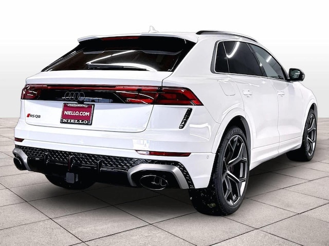2026 Audi RS Q8 SUV performance