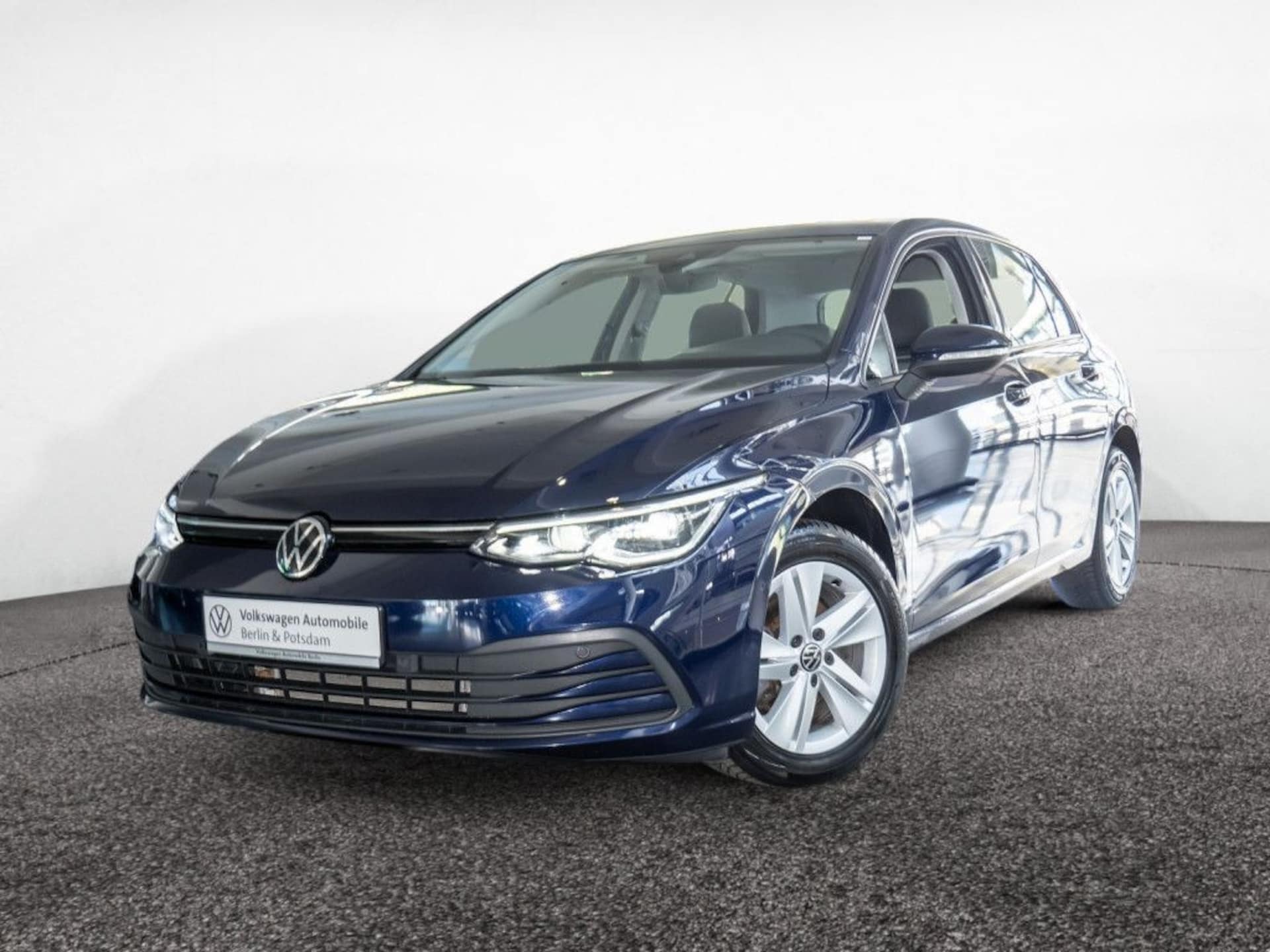 Volkswagen Golf Life