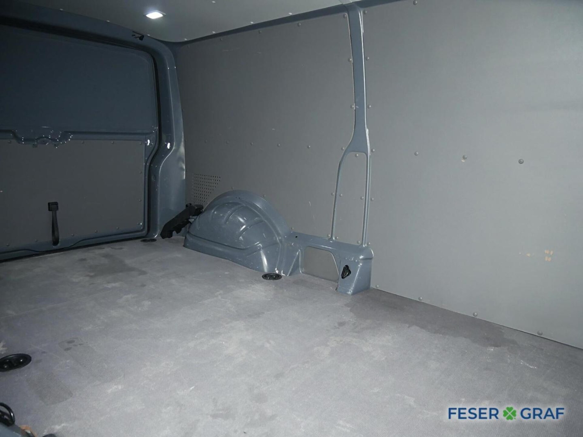Volkswagen T6.1 Transporter Kasten langer Radstand