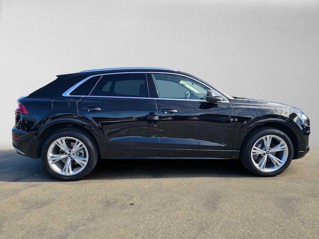 2023 Audi Q8