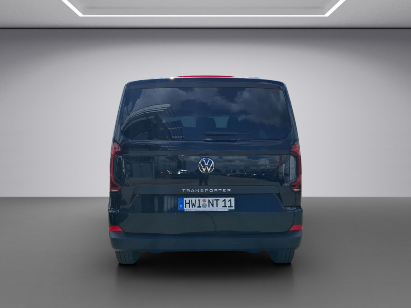 Volkswagen Transporter Kombi langer Radstand – Bild 5