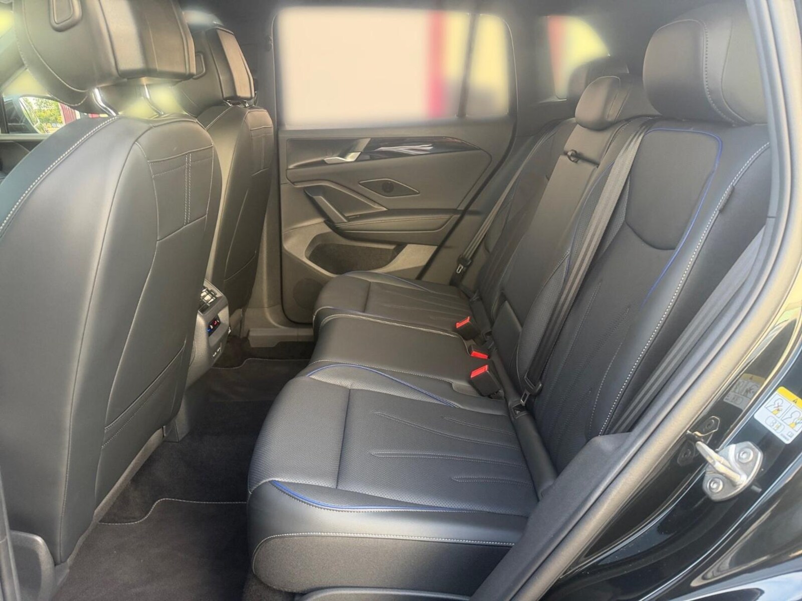 Volkswagen Tiguan – Bild 12
