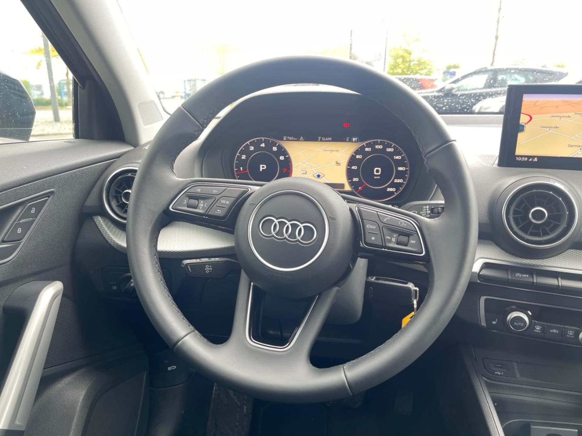 Audi Q2 S line