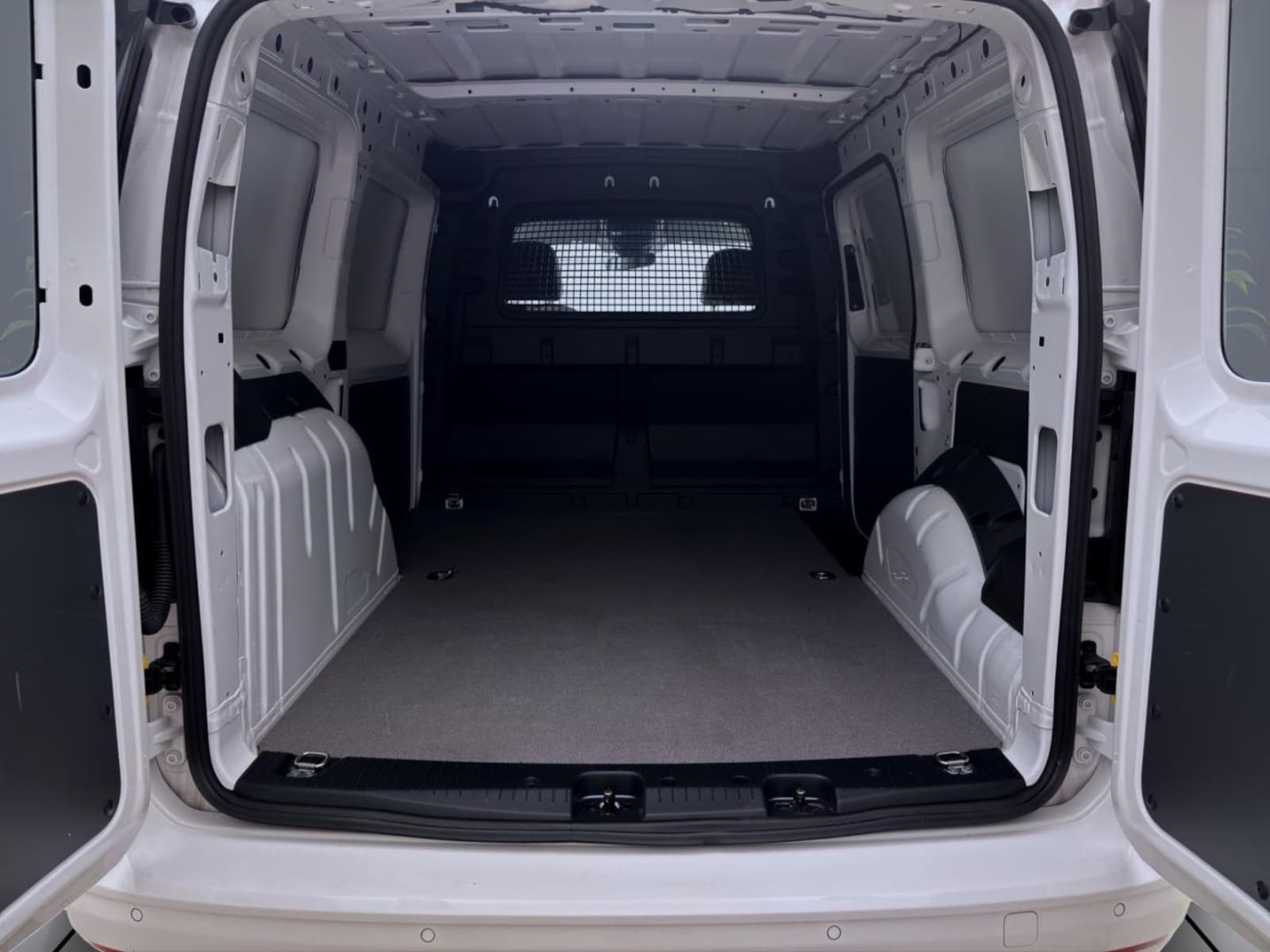 Volkswagen Caddy Maxi Cargo – Bild 4