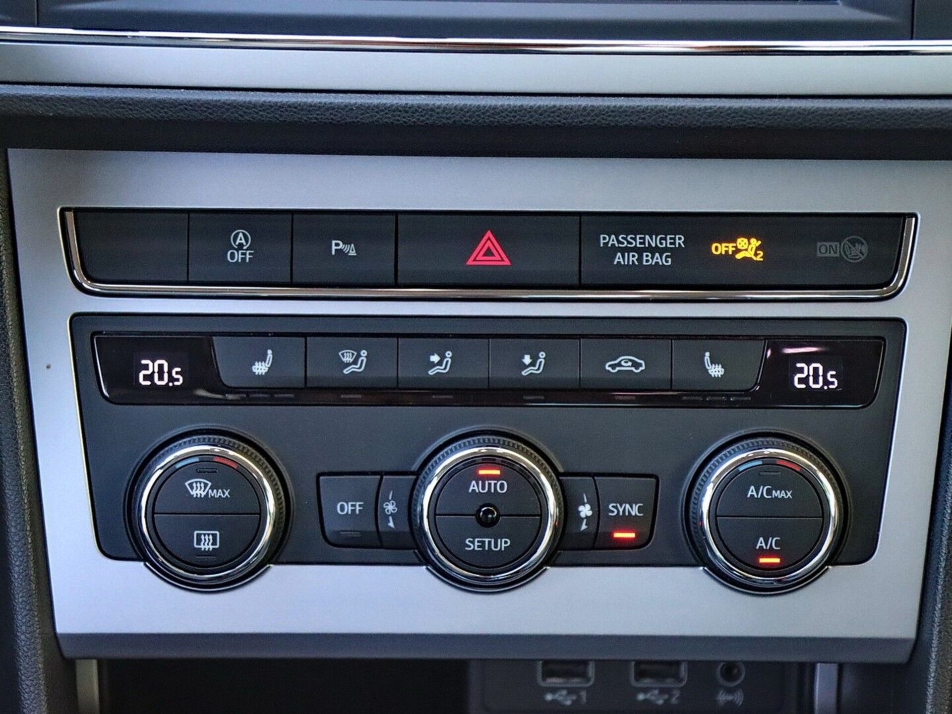 SEAT Leon XCELLENCE