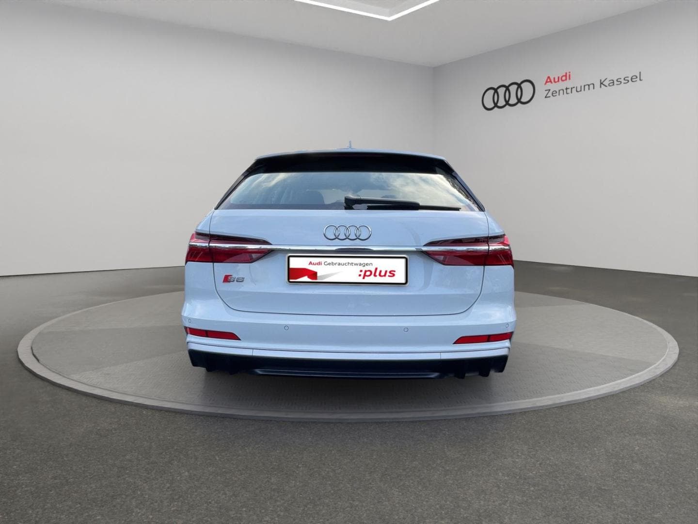 Bild über Audi S6 Avant TDI quattro tiptronic - für weitere Informationen kontaktieren Sie den Audi Partner