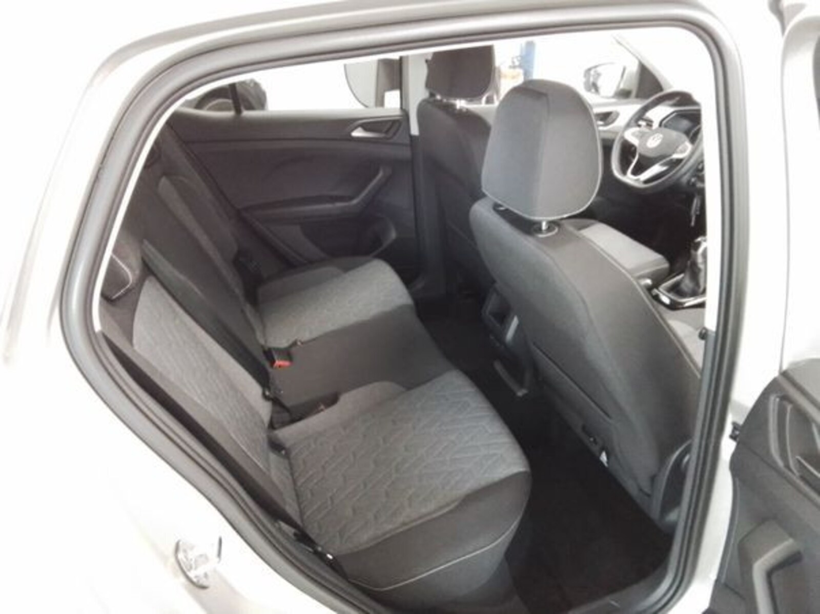 Volkswagen T-Cross – Bild 8