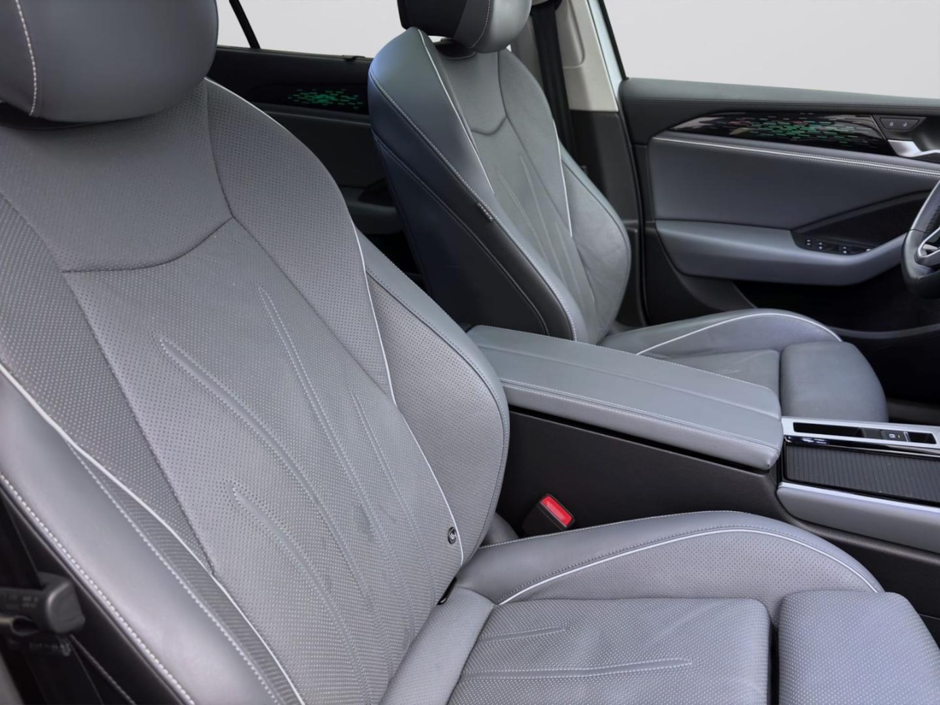 Volkswagen Passat Elegance