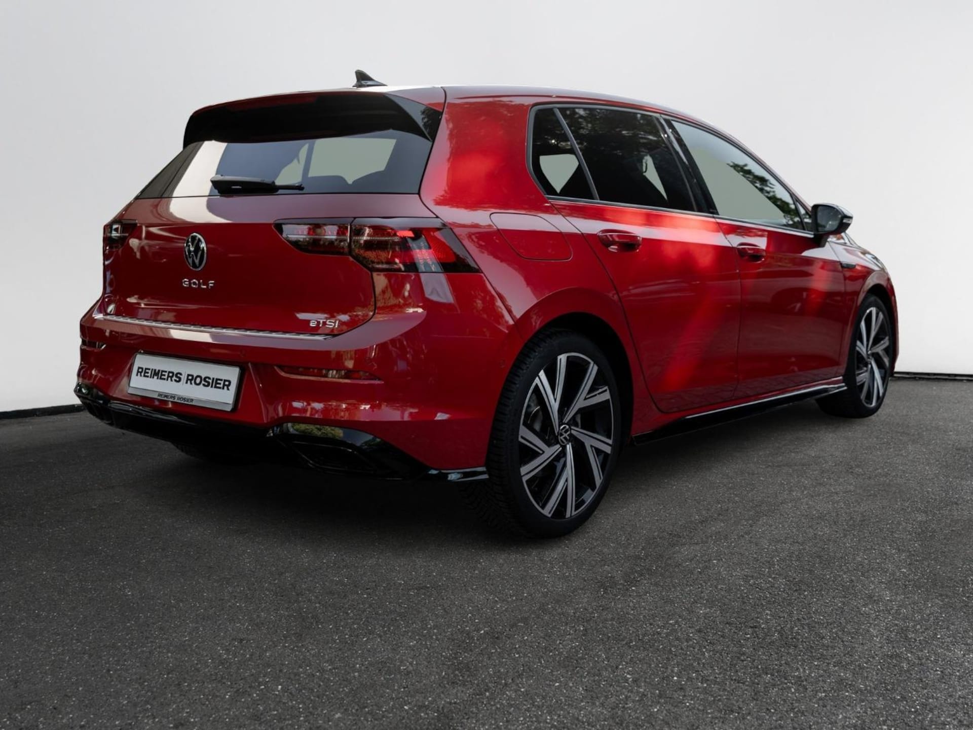 Volkswagen Golf R-Line