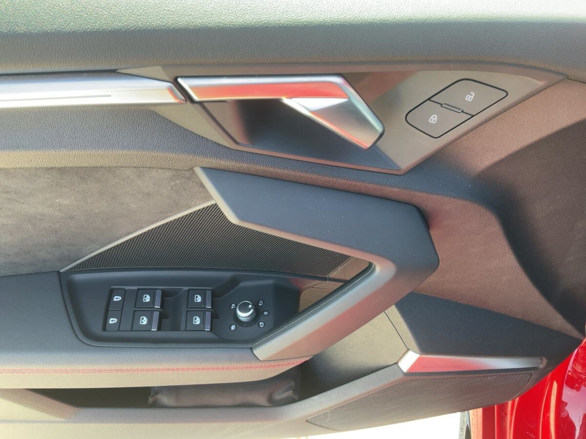 Image about Audi RS 3 Sportback TFSI quattro S tronic