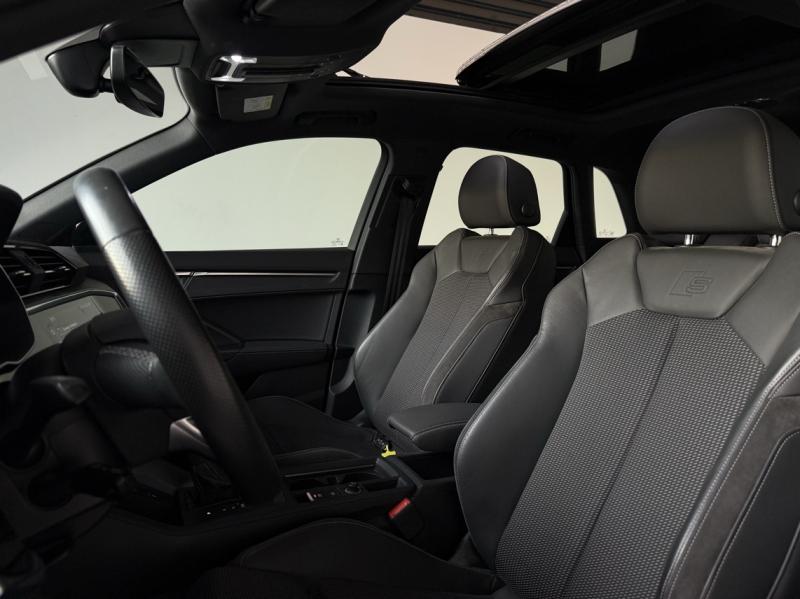 Image about Audi Q3 TFSI e S line 45 TFSI e 180 kW (245 ch) S tronic