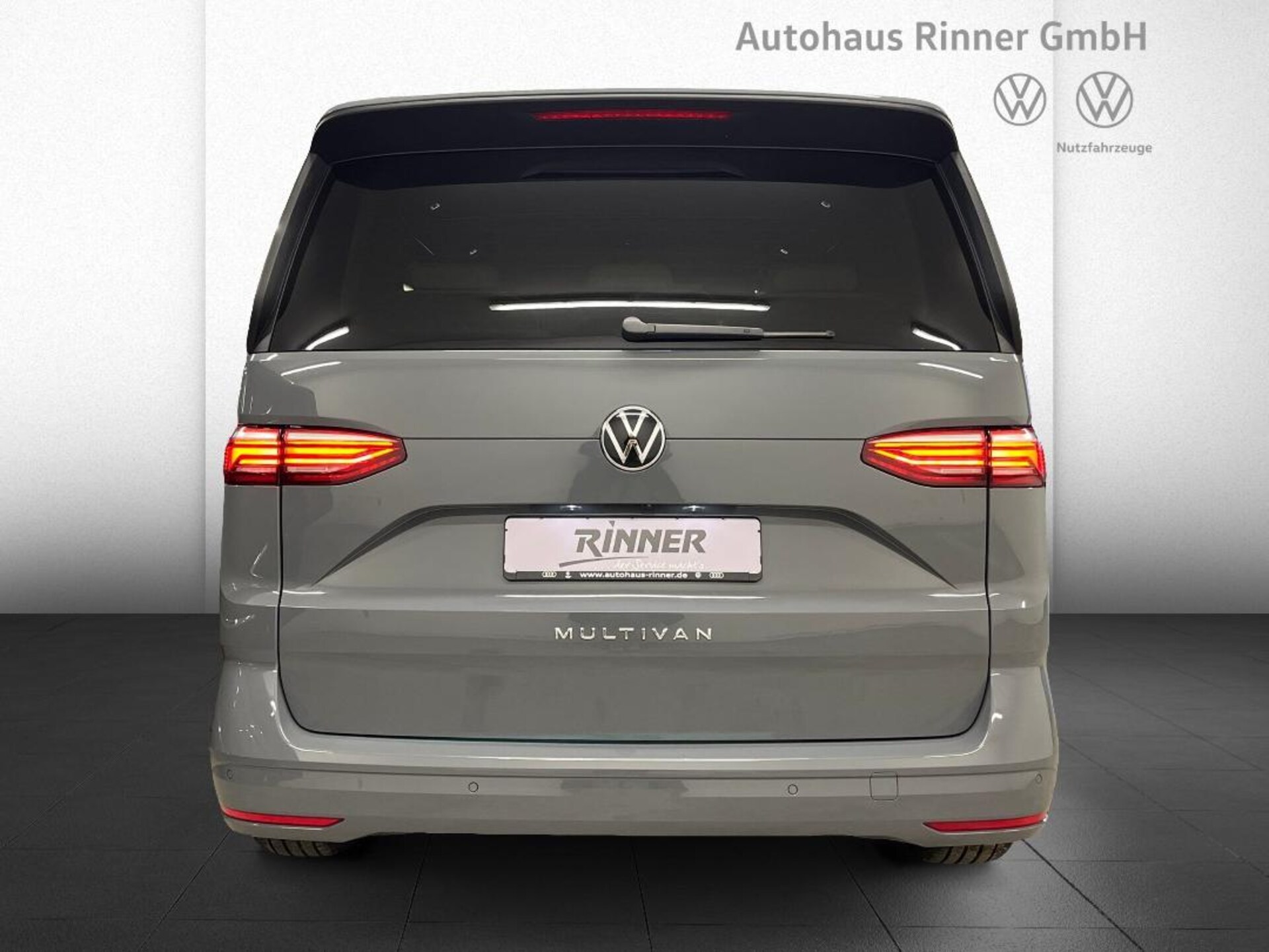 Volkswagen Multivan Basis-Modell