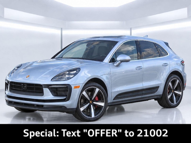 Photo of 2023 Porsche Macan 